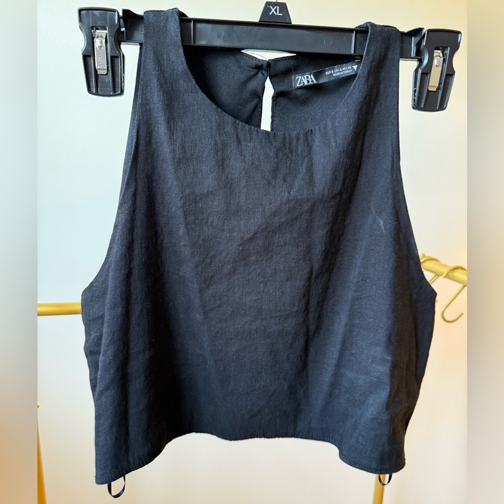 ZARA Black Sleeveless Cropped Tank Top